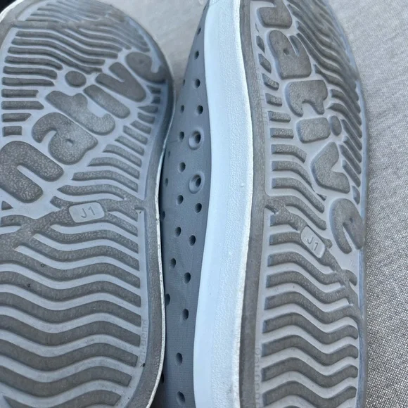 Native Shoes Kids Gray Slip-On Water Shoes - Picture 4 of 4